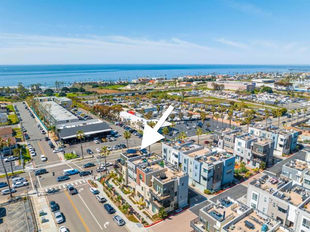 Detail Gallery Image 32 of 34 For 1573 Vista Del Mar Way #4,  Oceanside,  CA 92054 - 3 Beds | 3/1 Baths