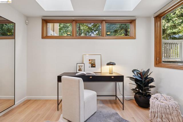 Image 22 of 44 For 5 Abbott Way