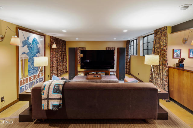 3312 Thorndale Road, Pasadena CA: https://media.crmls.org/mediaz/1102e020-1291-4c2b-97d5-31ff8acbcf1b.jpg