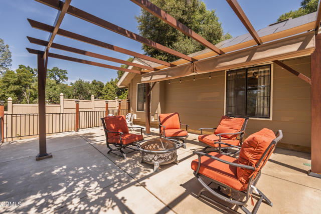 51793 Quail Ridge Road, Oakhurst CA: https://media.crmls.org/mediaz/1102f012-4362-4443-b092-385c1df34957.jpg