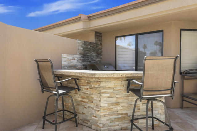76099 Impatiens Circle, Palm Desert CA: https://media.crmls.org/mediaz/1103d1e0-529c-4210-916e-6bfcf1596ee4.jpg
