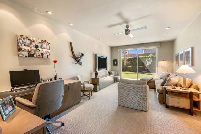 28 Sun Ridge Circle, Rancho Mirage CA: https://media.crmls.org/mediaz/1103d8b3-5f47-4164-a68c-2dc50b9bbc5c.jpg