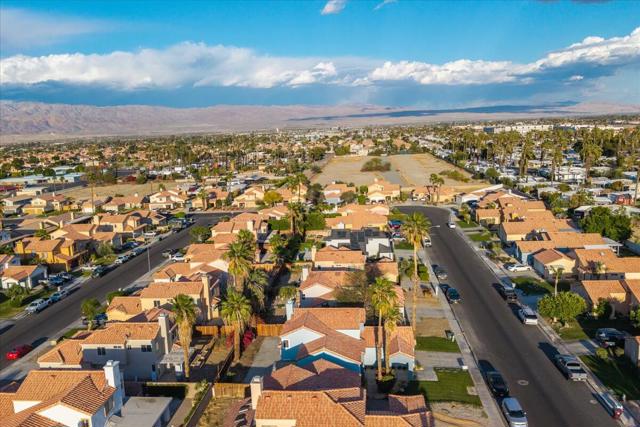 80672 Jasmine Lane, Indio CA: https://media.crmls.org/mediaz/1104944b-5c2e-49e3-807b-5d5773ad32ae.jpg