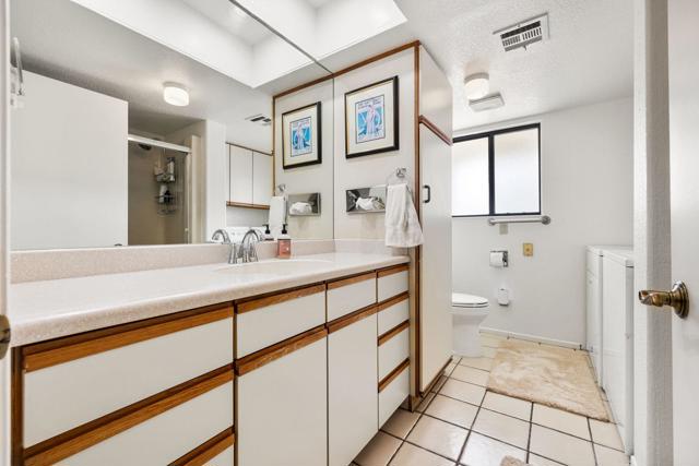 42905 Texas Avenue, Palm Desert CA: https://media.crmls.org/mediaz/1104ea3f-5744-4d94-b702-08a6b52a6a0a.jpg