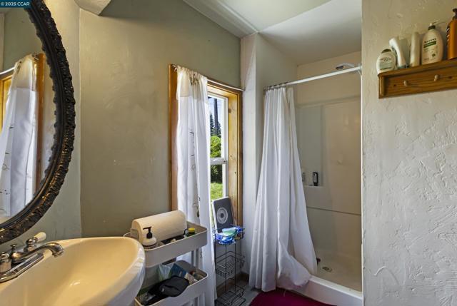 2266 E Main Street, Quincy CA: https://media.crmls.org/mediaz/1104f0c4-2b95-41f6-973c-a88e12e6cb35.jpg