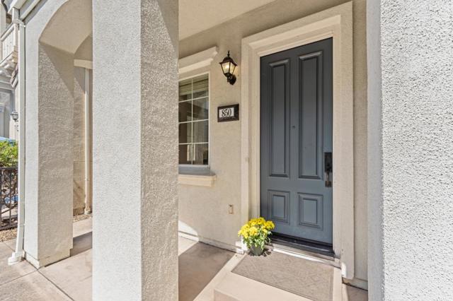 850 Foxworthy Avenue, San Jose CA: https://media.crmls.org/mediaz/11070cfe-66d2-4de2-8f6c-ef79d95107d1.jpg