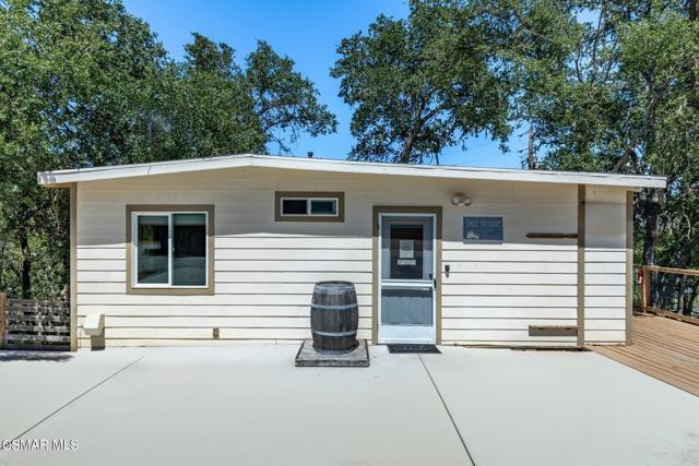 6545 Nacimiento Shores Road, Bradley CA: https://media.crmls.org/mediaz/11095127-8410-4044-8f61-f8ceaf8703bd.jpg