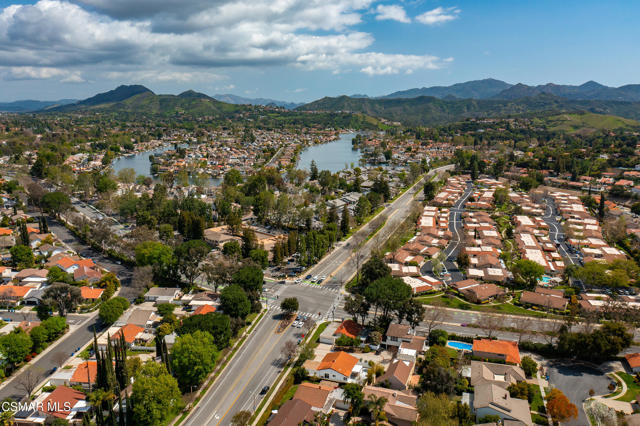1161 Triunfo Canyon Road, Westlake Village CA: https://media.crmls.org/mediaz/11095ecd-4459-4cd8-832f-4b1a4530e1d6.jpg