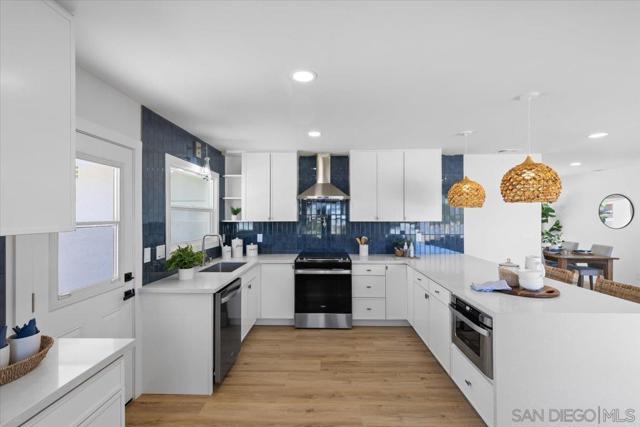 1967 Wedgemere Rd, El Cajon CA: https://media.crmls.org/mediaz/110a8050-9cb9-4004-8f1b-790c77953c04.jpg