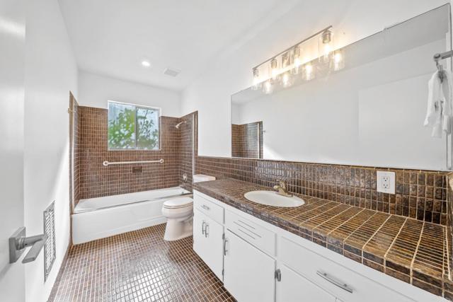 623 High Street, Santa Cruz CA: https://media.crmls.org/mediaz/110a9ce4-5d23-4a53-b971-dbec50920ad7.jpg