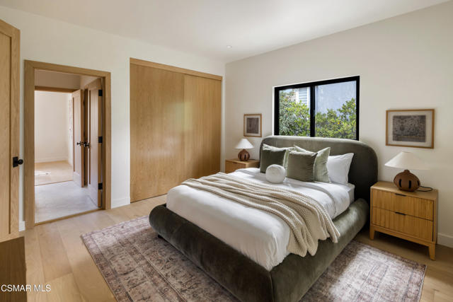 24005 Clarington Drive, West Hills CA: https://media.crmls.org/mediaz/110be86b-2d5b-438b-8746-5af528fea8a9.jpg