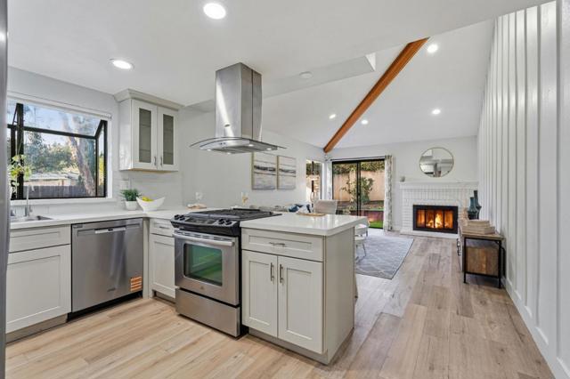 586 Old Evans Road, Milpitas CA: https://media.crmls.org/mediaz/110d4a1a-a38b-4242-9099-b19e39c86aad.jpg