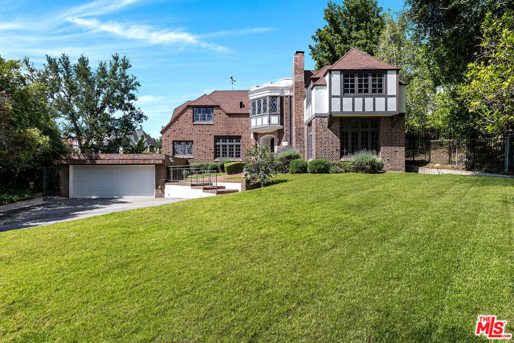 2441 Glendower Avenue
