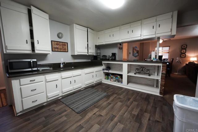 39414 Ruby Lane, Big Bear Lake CA: https://media.crmls.org/mediaz/110d8bf0-339a-4e0b-89b9-8b80a3a406e0.jpg