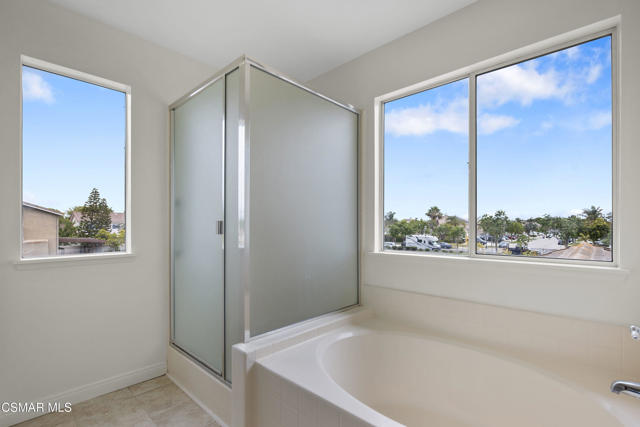 1532 Lorena Drive, Oxnard CA: https://media.crmls.org/mediaz/110df4b7-46ea-48b7-a30e-debd491a637c.jpg