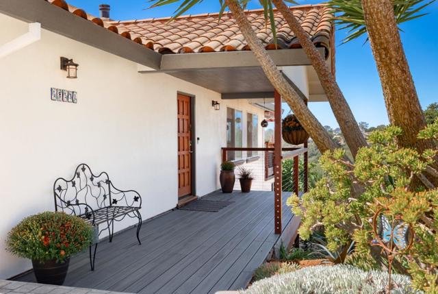 18530 Berta Ridge Place, Salinas CA: https://media.crmls.org/mediaz/110f0d9f-18b5-4487-9c28-6ce32211c732.jpg