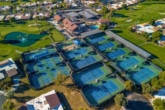 26 Majorca Drive, Rancho Mirage CA: https://media.crmls.org/mediaz/110f4eb4-7a96-463a-949c-0ac08bbac576.jpg