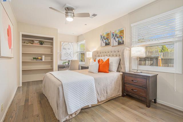 1592 SPRINGBROOK RD, Walnut Creek CA: https://media.crmls.org/mediaz/110f8d29-d0ef-4ab5-ab1a-39742d12dbe4.jpg