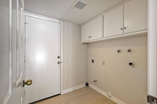 3533 Sitio Baya, Carlsbad CA: https://media.crmls.org/mediaz/11101174-70c8-4f81-b3c4-01e7cdcb1083.jpg