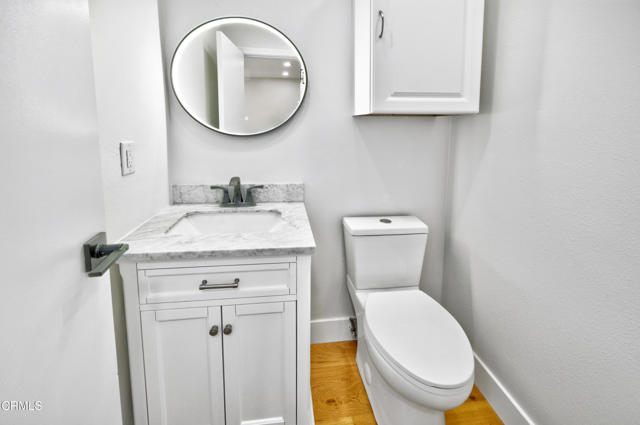 Detail Gallery Image 3 of 11 For 400 Arcade Dr, Ventura,  CA 93003 - 2 Beds | 1/1 Baths