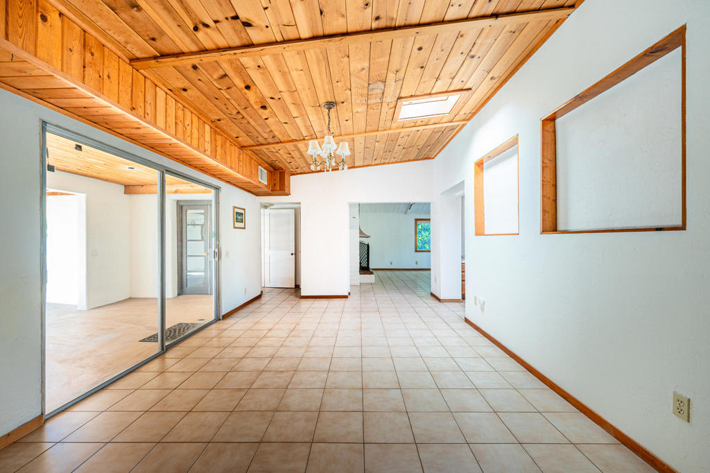 MLS #219140233PS image #8