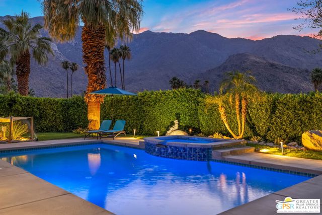 450 E Bogert Trail, Palm Springs CA: https://media.crmls.org/mediaz/1110e6df-a425-494b-8f5b-19bbc9051315.jpg