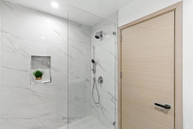 1815 18th Avenue, San Francisco CA: https://media.crmls.org/mediaz/111117b5-f923-440f-8424-d225870a6ace.jpg