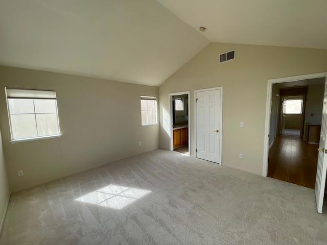 112 Concord Circle, Mountain View CA: https://media.crmls.org/mediaz/11114a4c-62cb-426d-99e7-4560f5e649a6.jpg