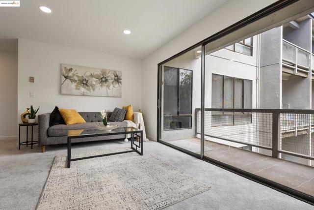 5 Admiral Dr, Emeryville CA: https://media.crmls.org/mediaz/111174ab-d19d-4982-b318-a89dee6730b1.jpg