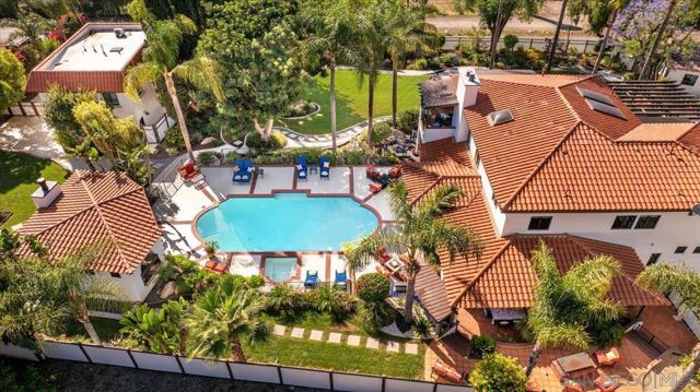 2103 Sunnyside Ave, El Cajon CA: https://media.crmls.org/mediaz/11128145-2dc6-4e1a-b524-9748782a7805.jpg