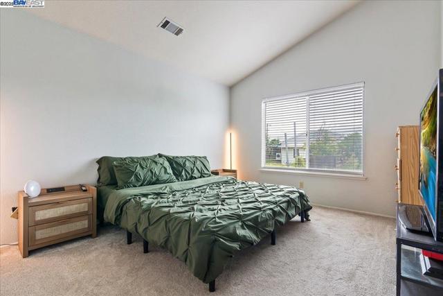 313 Grangnelli Ave, Antioch CA: https://media.crmls.org/mediaz/1112bde7-6d1d-48ea-ae61-473431802e44.jpg