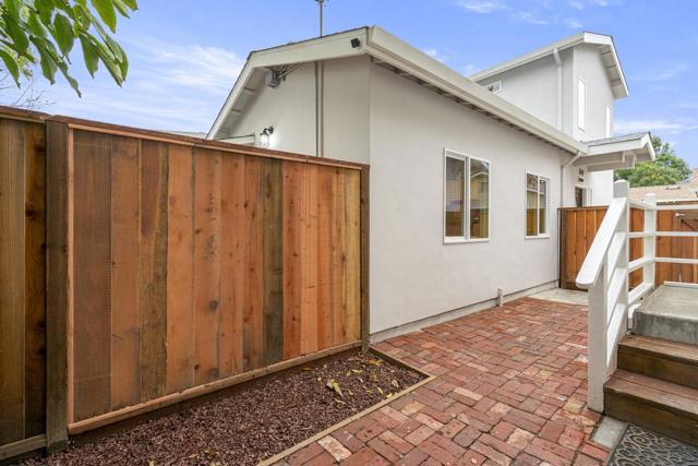 840 N 15th Street, San Jose CA: https://media.crmls.org/mediaz/1112f986-b142-4a68-a93e-2ee707a2fd53.jpg