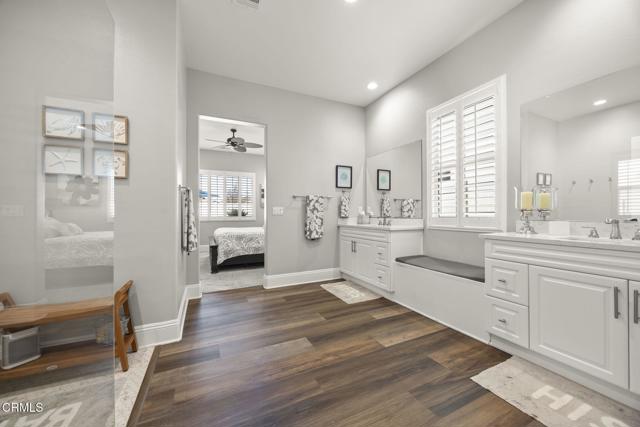 508 Autumn Path Lane, Santa Paula CA: https://media.crmls.org/mediaz/11134746-37d8-4294-b02b-fdbe0f72e8d1.jpg