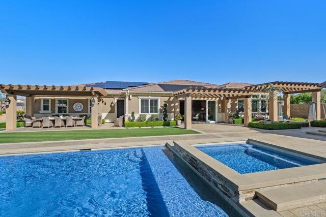 Detail Gallery Image 7 of 55 For 3960 Ibbetson St, Corona,  CA 92882 - 4 Beds | 4 Baths