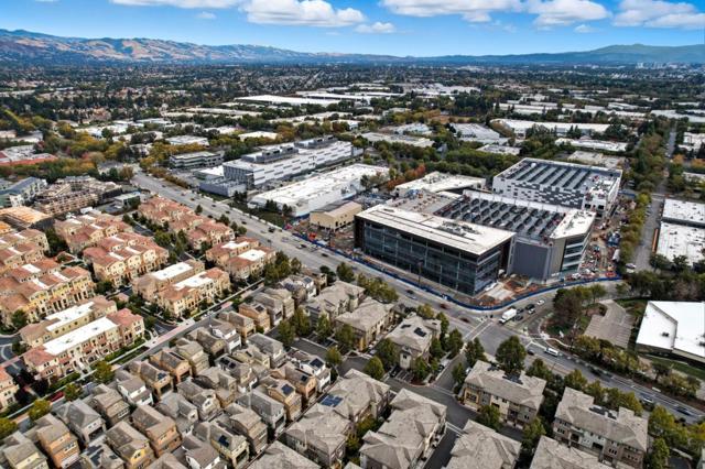 528 Odyssey Lane, Milpitas CA: https://media.crmls.org/mediaz/1113fdab-c128-4aa8-b8ec-53a4d0a50701.jpg