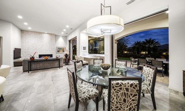 75757 Via Stia, Indian Wells CA: https://media.crmls.org/mediaz/1114adcb-f287-42a7-8cc4-302b6df5f24c.jpg