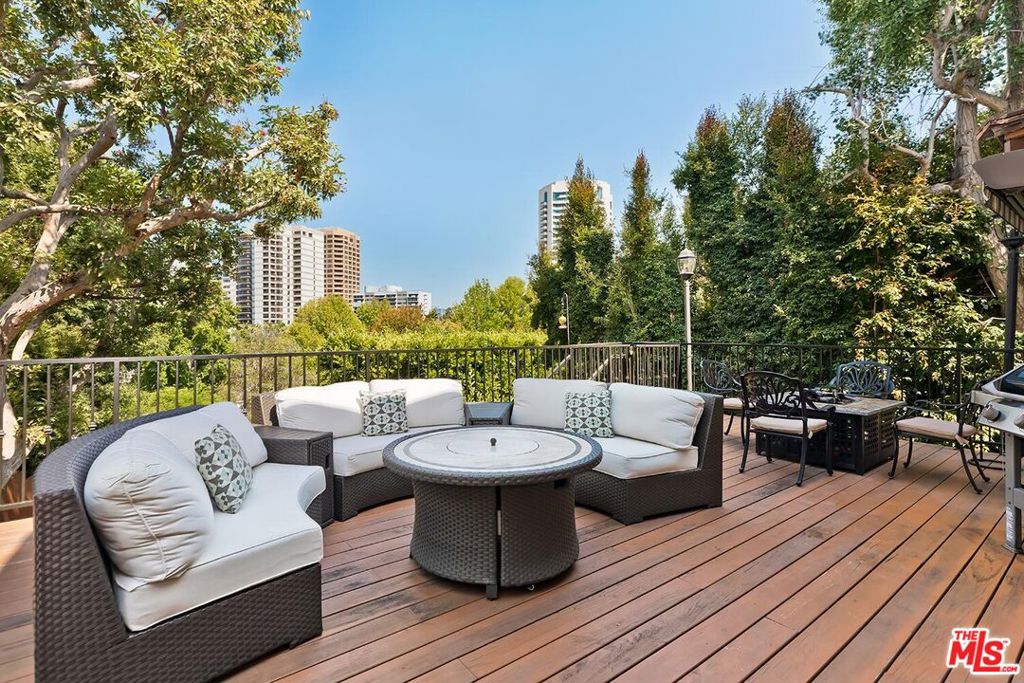 MLS #25602747 image #35