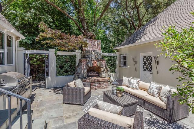 12791 Normandy Lane, Los Altos Hills CA: https://media.crmls.org/mediaz/11157b9f-2b80-492b-9884-9e2bbf836638.jpg