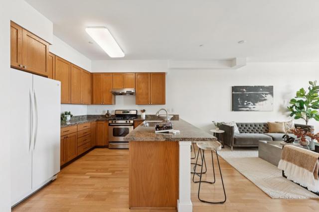 1020 Jackson Street, Oakland CA: https://media.crmls.org/mediaz/1115e5d0-6193-40e1-ad57-e9260ceb89e5.jpg