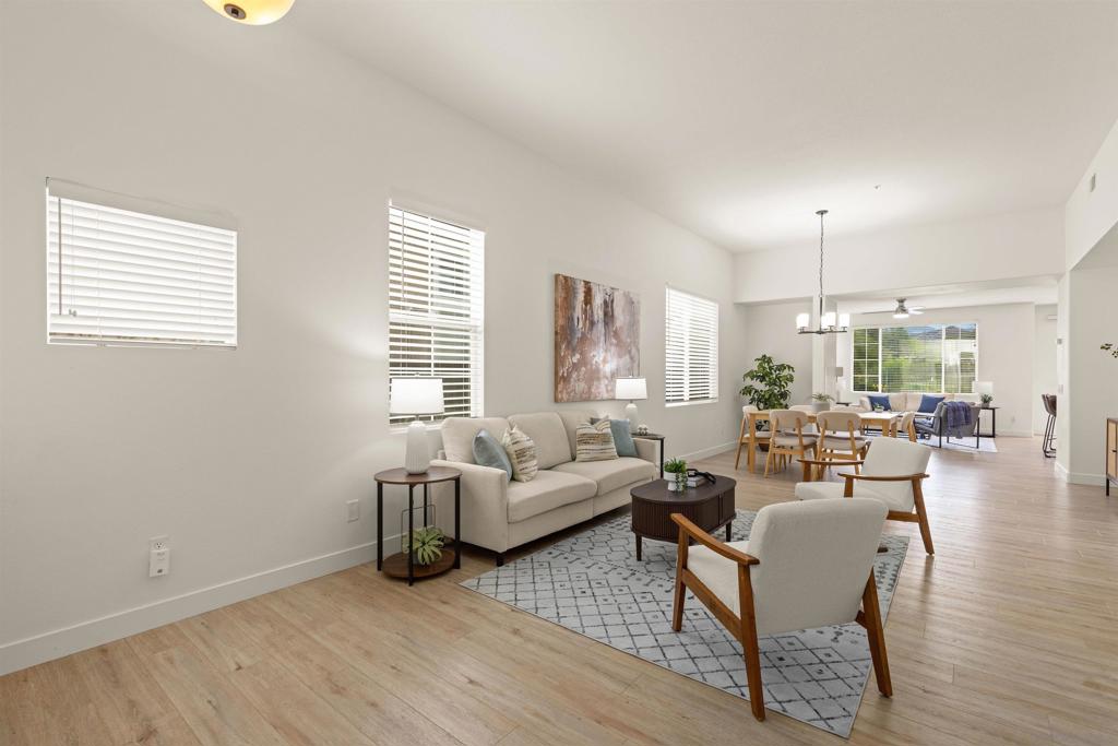 3050 Maplewood - photo 8