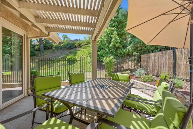 Detail Gallery Image 28 of 59 For 2704 Almendra Ct, Fallbrook,  CA 92028 - 2 Beds | 2 Baths