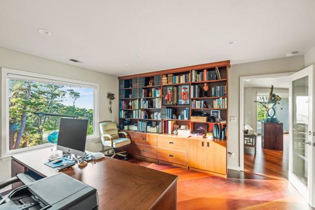 100 Cypress Way, Carmel CA: https://media.crmls.org/mediaz/11178408-5f25-41d5-9291-4904e1e8e6b5.jpg
