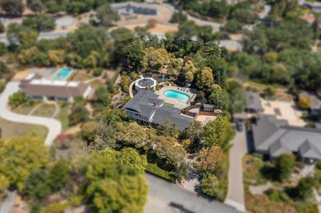 14228 Amherst Court, Los Altos Hills CA: https://media.crmls.org/mediaz/1118750f-cd4d-40c7-a5b6-52f195cbcd4c.jpg