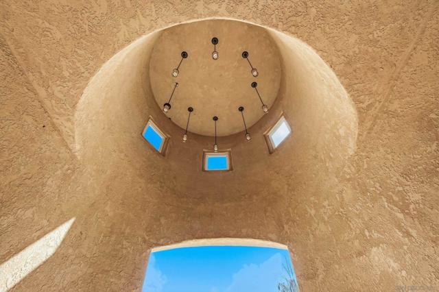 Image 5 of 48 For 2043 Camino De Reimitz