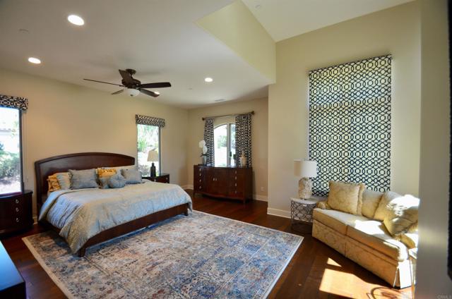 6796 St Andrews Road, Rancho Santa Fe CA: https://media.crmls.org/mediaz/111966b9-8c3d-420f-a3f6-969ef48680c8.jpg