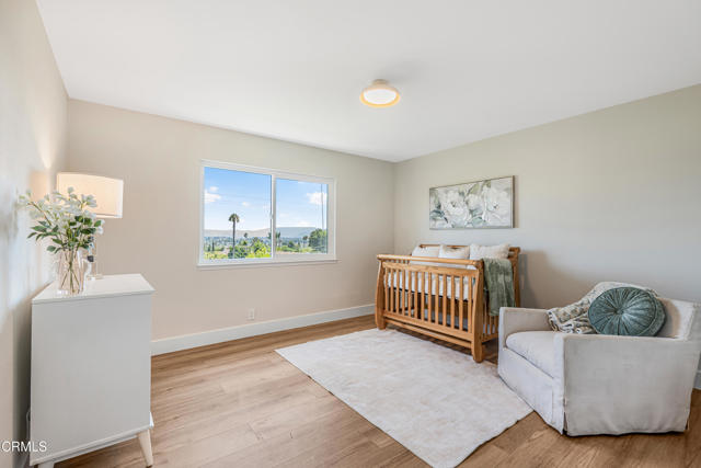 308 Calle Converse, Camarillo CA: https://media.crmls.org/mediaz/11197cfa-b0bd-4051-8027-85ab5287a0cc.jpg