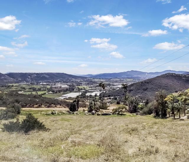 3020 Lynn Lane, San Marcos CA: https://media.crmls.org/mediaz/1119925d-0e52-4aae-b293-7c140aabf6c8.jpg