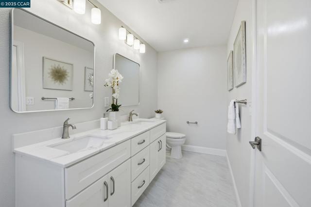 289 Sierra Dr, Walnut Creek CA: https://media.crmls.org/mediaz/111a2e53-1163-4b03-8376-ec50686c47a5.jpg