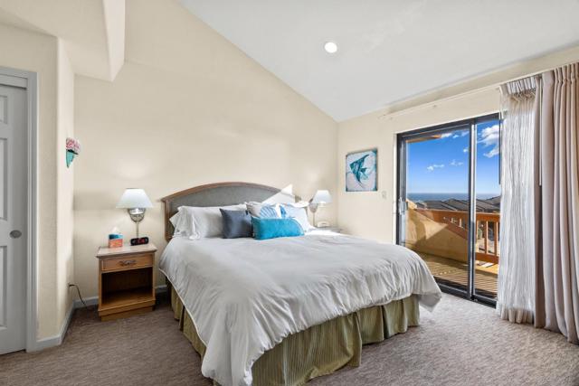 16 Seascape Resort Drive, Aptos CA: https://media.crmls.org/mediaz/111b8c85-456a-4375-81c5-d47efd6370a8.jpg