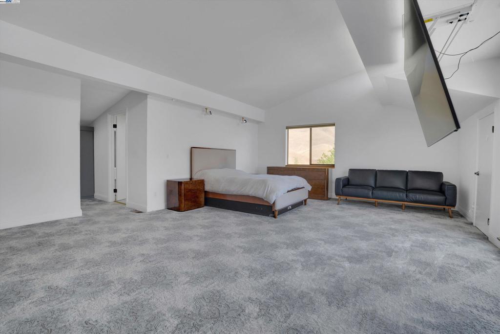 MLS #41104675 img 17